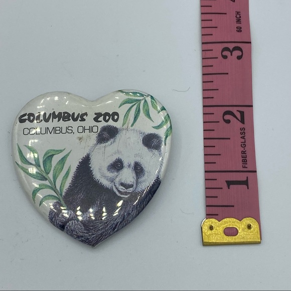 Vintage Columbus Ohio Zoo Heart Shaped Panda Pin - Picture 4 of 5